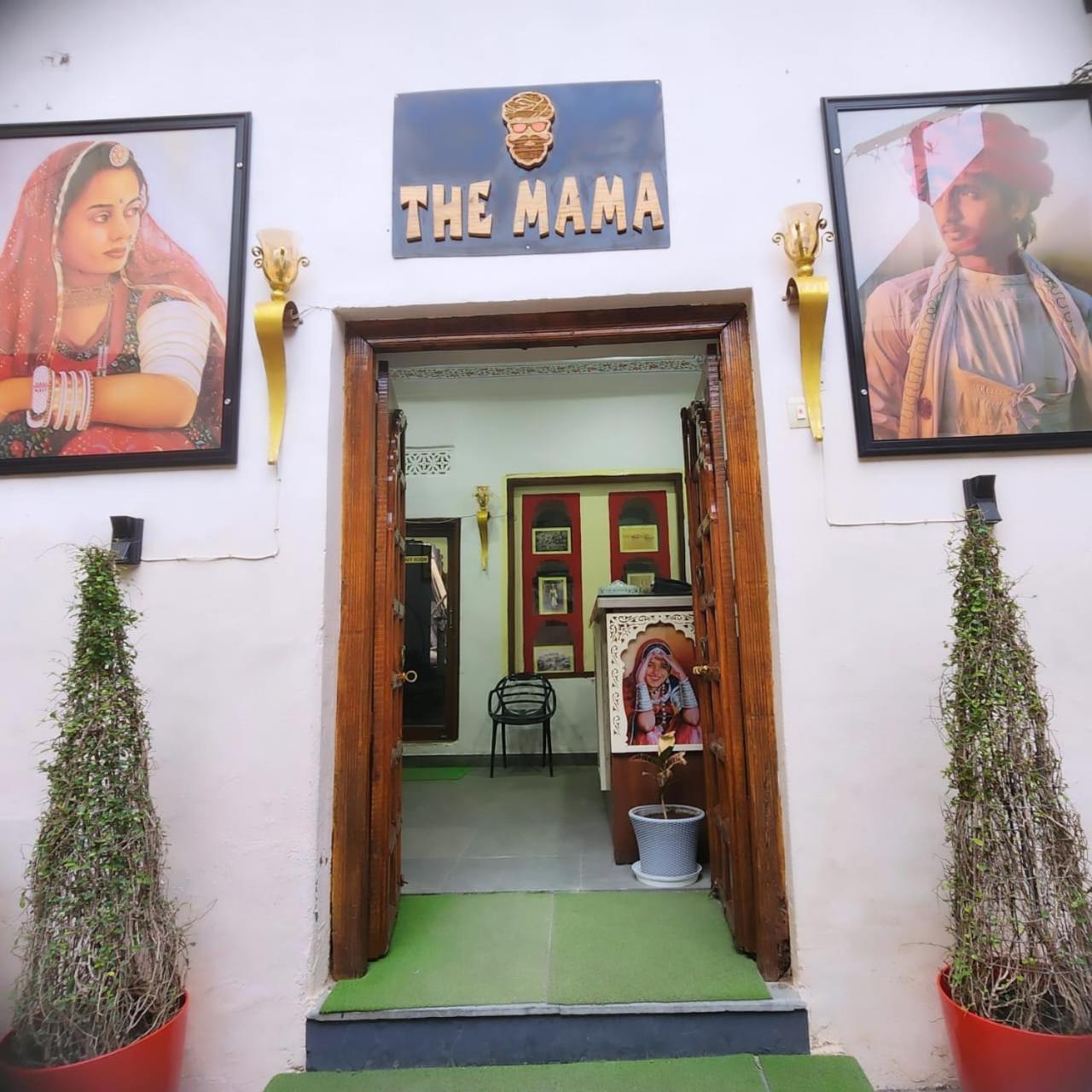 The Mama Hotel - Rooms And Dormitory Udaipur Ngoại thất bức ảnh
